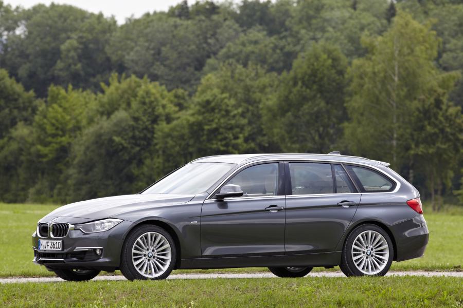  BMW 328i Touring Luxury 2012 года  (фото 148 из 200)